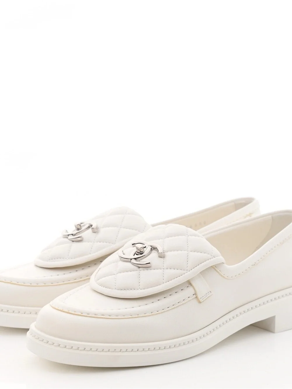 CHANEL Lambskin CC Turnlock Moccasin Loafers Size FR 37 / US 6